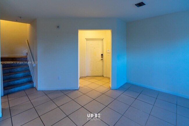 Building Photo - 10630 NW 88th St