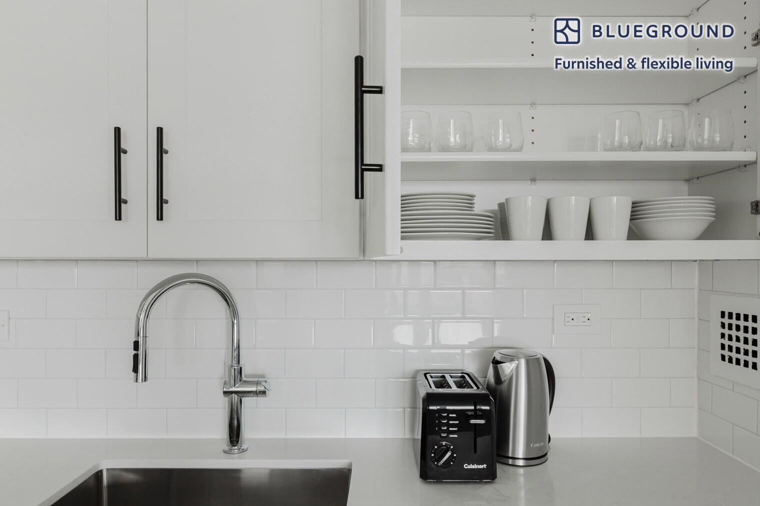 Building Photo - 30 Waterside Plaza