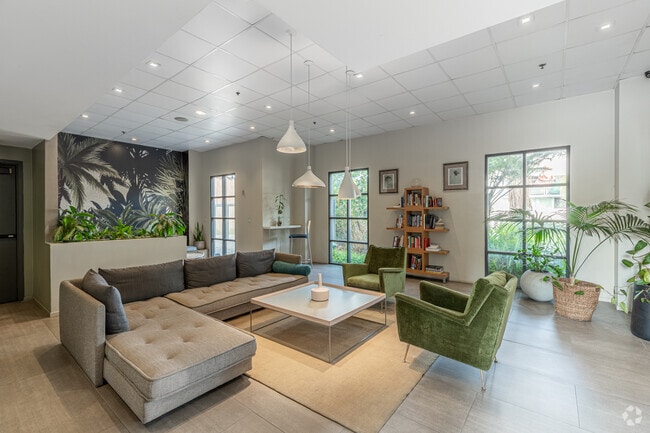 Lobby - Vantaggio Suites Hillcrest