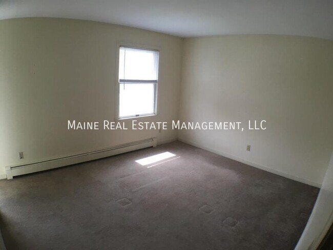 Building Photo - 45 Valley View Ln