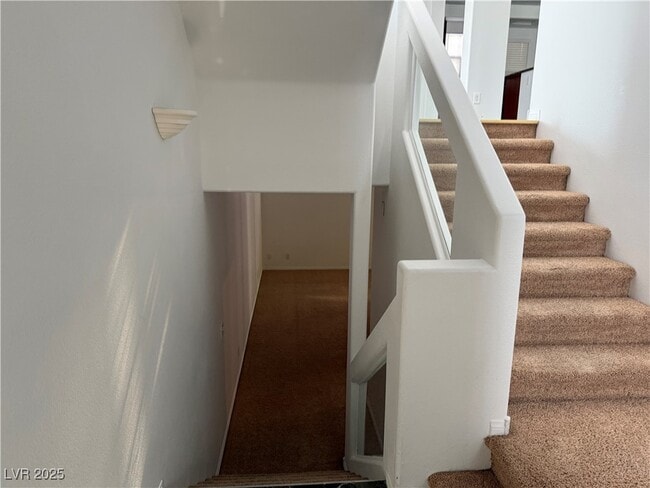 Building Photo - 10556 Gibbous Moon Dr