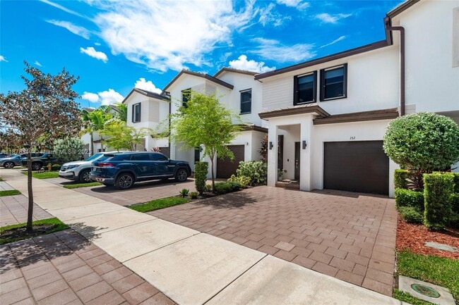 Primary Photo - 152 SW 185th Way