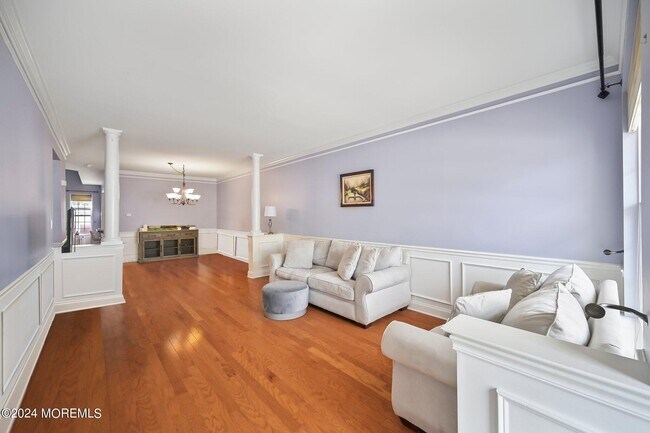 Building Photo - 94 Brookfield Dr