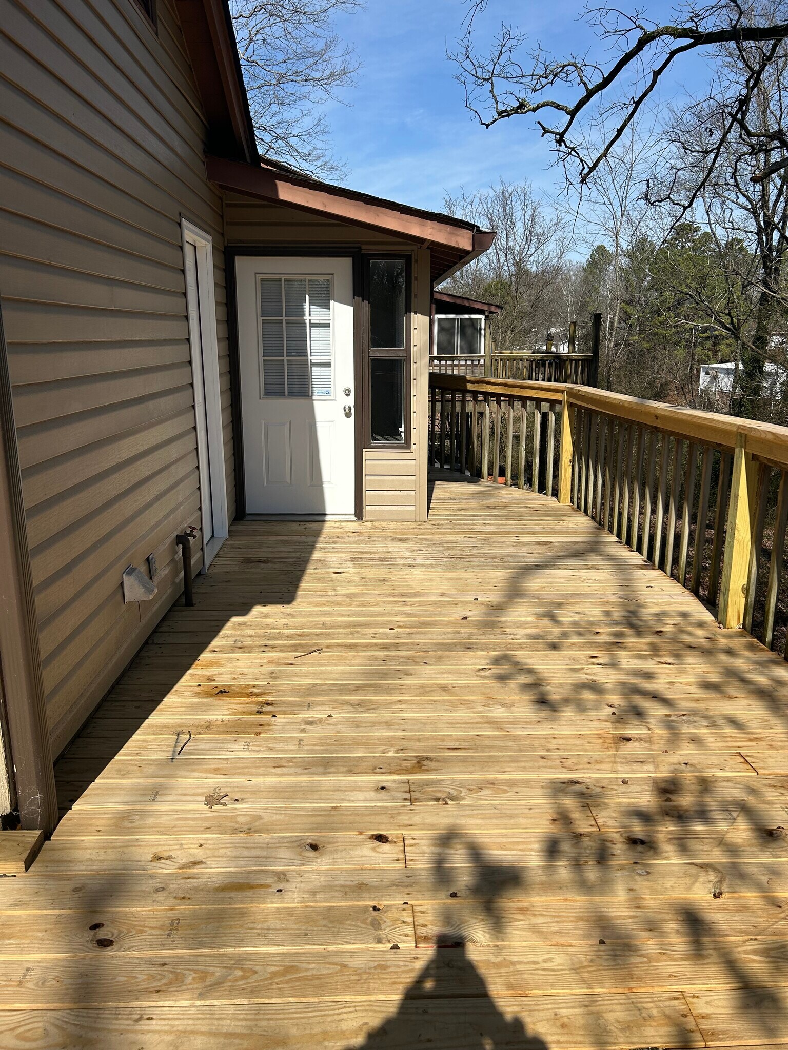 Building Photo - 600 Villard Dr