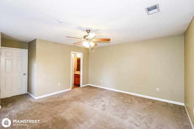 Building Photo - 1160 Hunters Lake Dr, Cordova, TN 38018