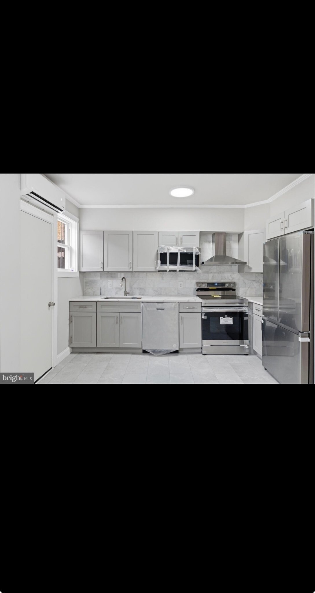 Building Photo - 6617 Rutland St