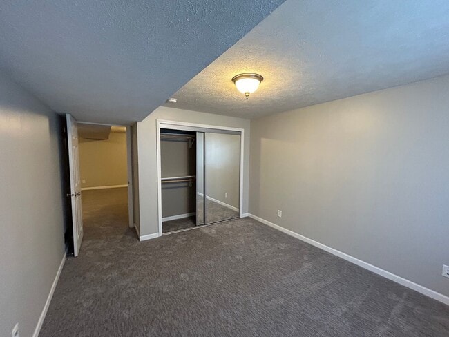 Building Photo - 7354 Mercy Ln