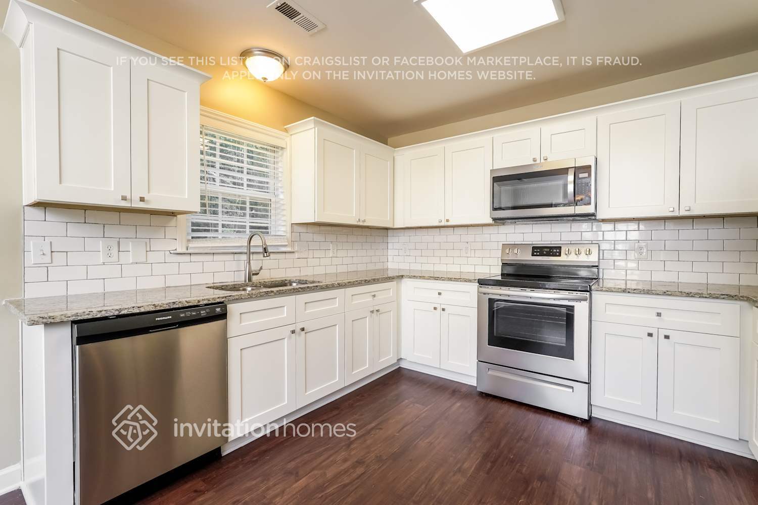 Building Photo - 2741 Bridgeport Dr