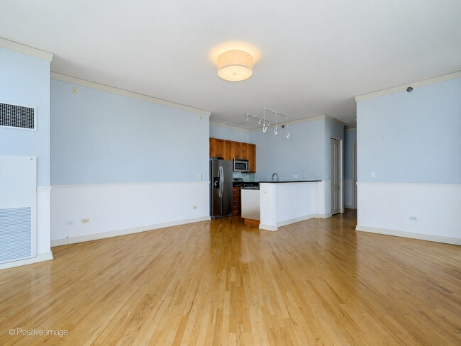Building Photo - 170 W Polk St