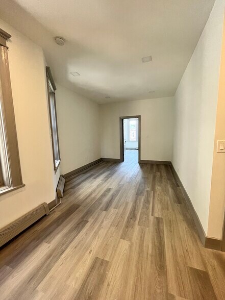 83 Bostwick Ave 6 - 76 Bostwick Ave
