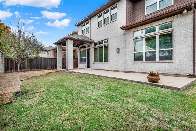 Building Photo - 2517 Las Palmas Ln