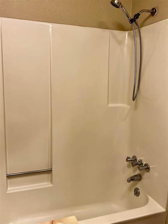 Building Photo - 1806 23rd St SE