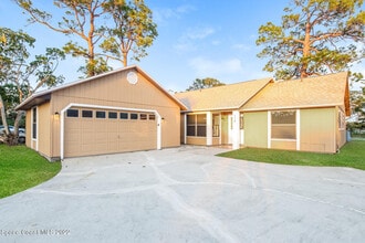 Building Photo - 110 Cardinal Dr
