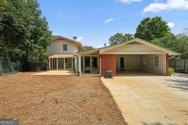 Building Photo - 5224 N Peachtree Rd