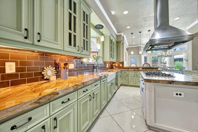 Building Photo - 14826 Sparkling Bay Ln