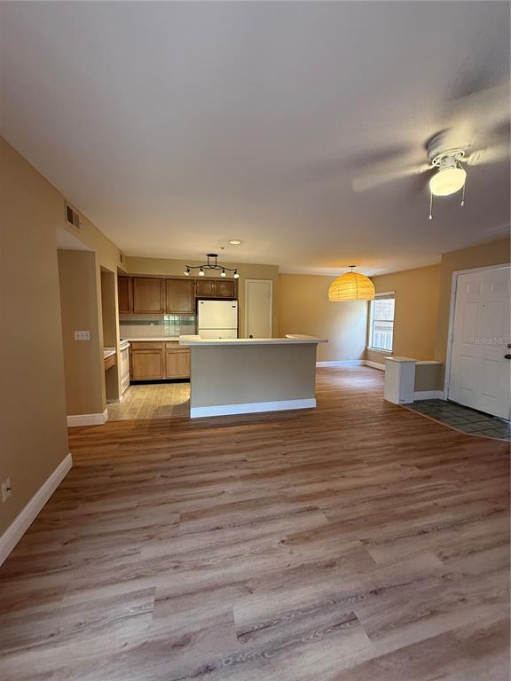 Building Photo - 490 N Pin Oak Pl