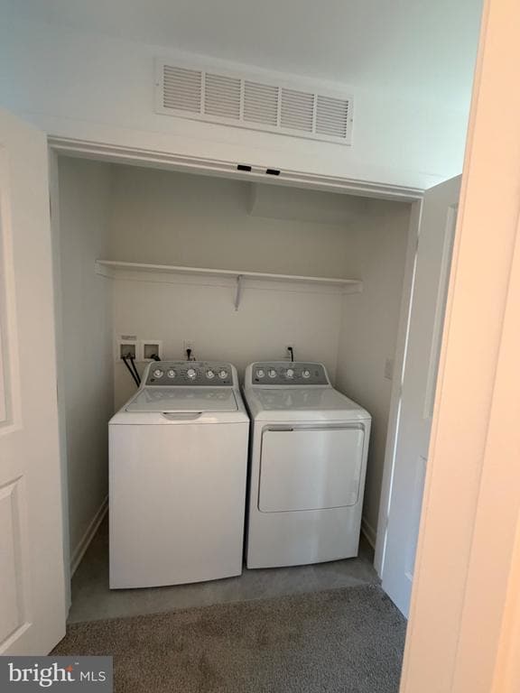 Building Photo - 40 Basswood St