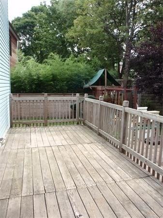 Building Photo - 24 Burnside Ave