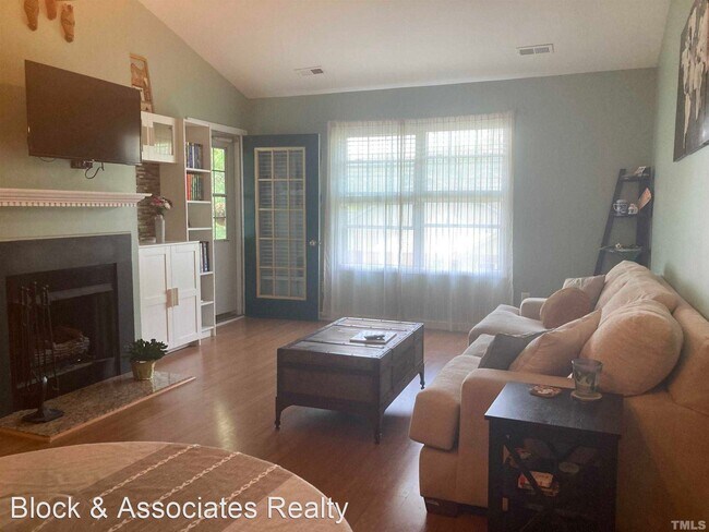 Building Photo - 2 br, 2 bath House - 2522 Wellington Ridge...