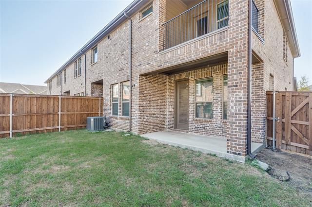 Building Photo - 515 Sequoia St