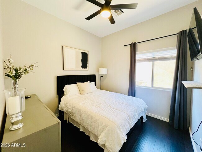 Building Photo - 14826 N 92nd Pl