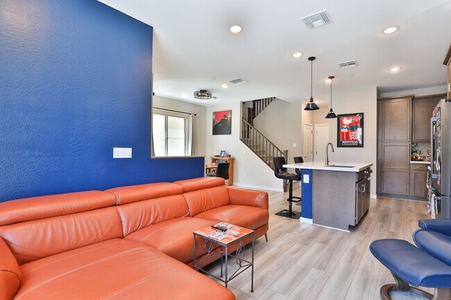 Building Photo - Gilbert Gated Community 3 bed/2.5 bath Con...