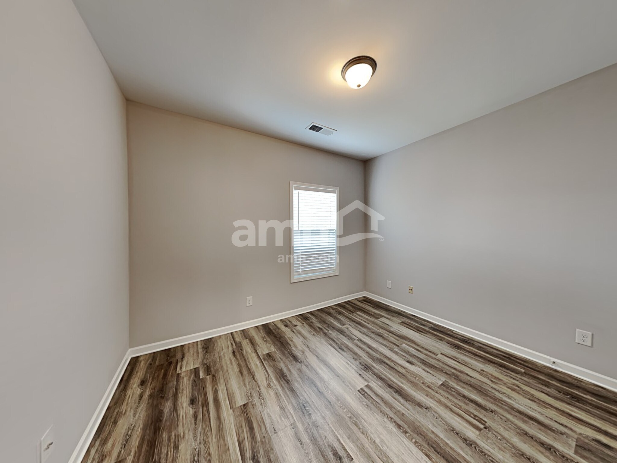 Building Photo - 3613 Walking Stick Way NE