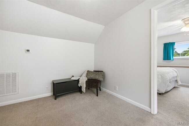 Building Photo - 7385 Arlington Dr