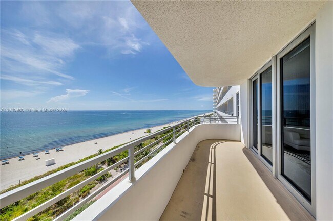 Building Photo - 5555 Collins Ave