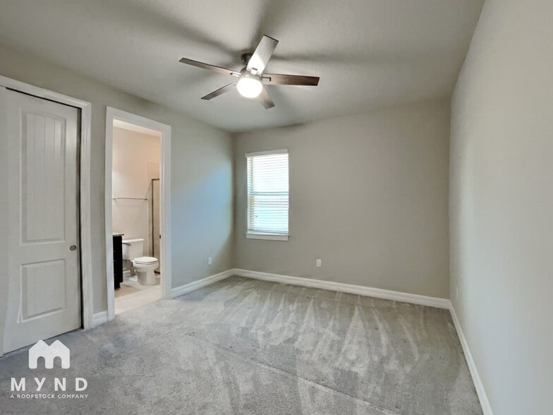 Building Photo - 10705 Green Harvest Dr.