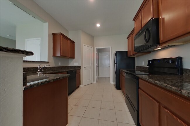 Building Photo - 640 Totem Trail Dr