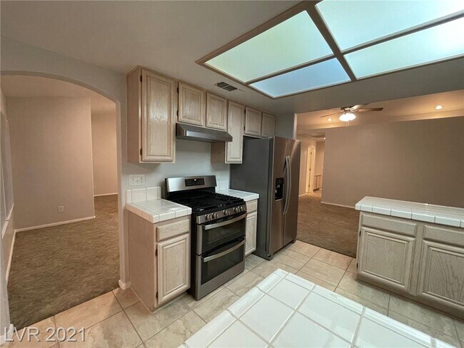 Building Photo - 4817 Crimson Glory Ln
