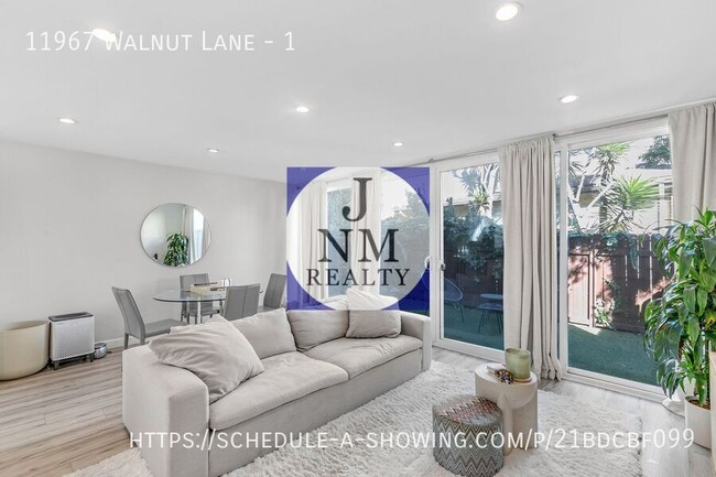 Building Photo - Newly remodeled modern 2 Bed + 1.5 Bath tw...