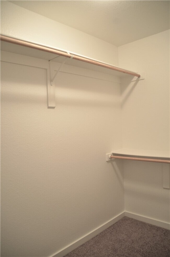 Building Photo - 3912 SW Peachwood Dr