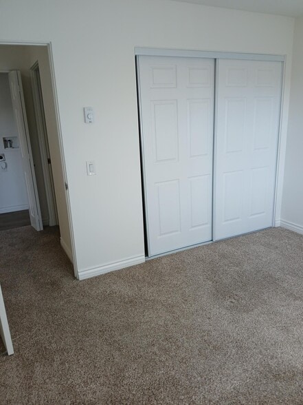 Building Photo - 837 Amigos Way