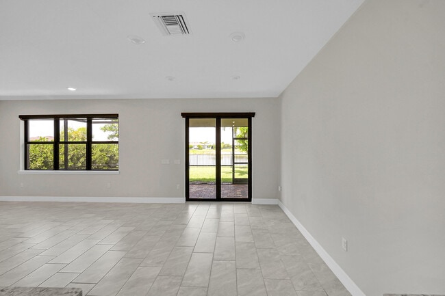 Building Photo - 4995 Cavelletti Rd