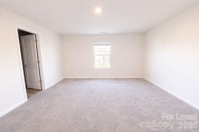 Building Photo - 193 Brentwood Dr