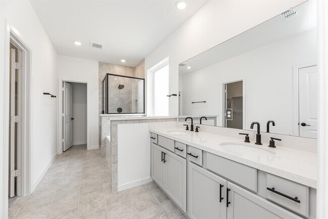 Building Photo - 21626 Lampeter River Ln