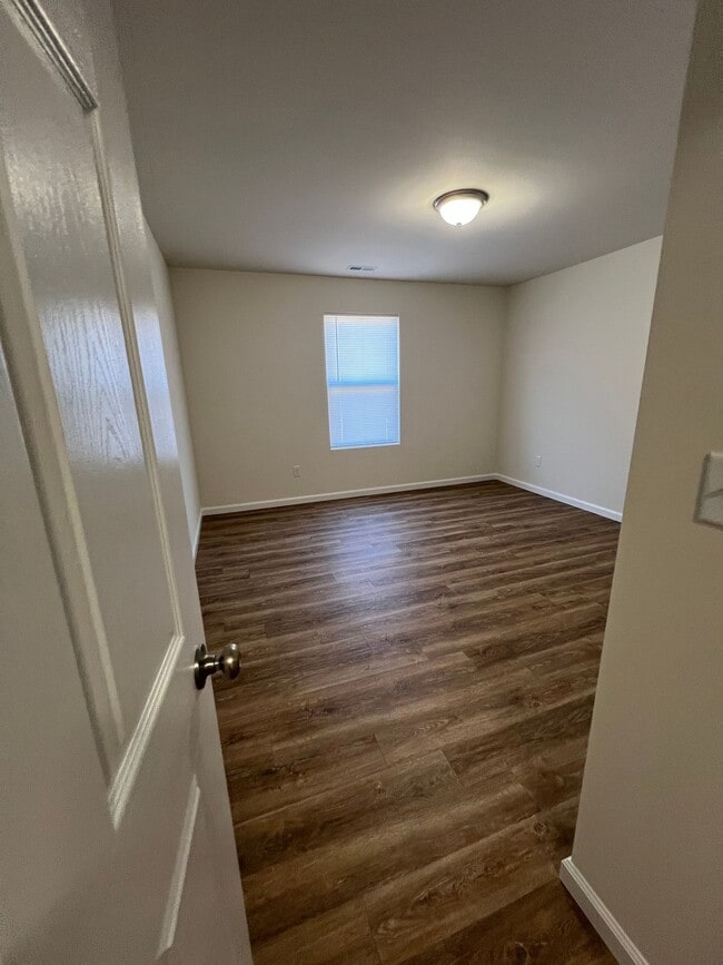 Building Photo - Brand New House 3 beds 2 baths