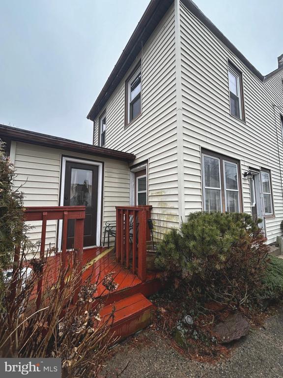 Building Photo - 325 Jefferson Ave