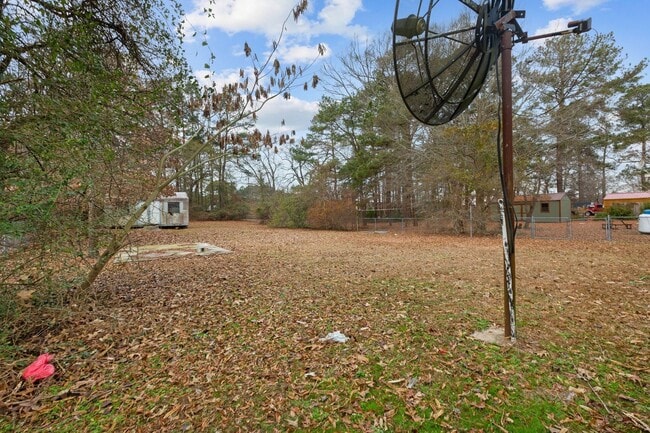 Building Photo - 109 Oak Grove Ave
