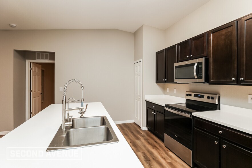 Building Photo - 14103 Hughes Ave