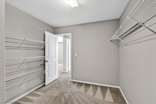 Building Photo - 2823 Turnstone Ridge St