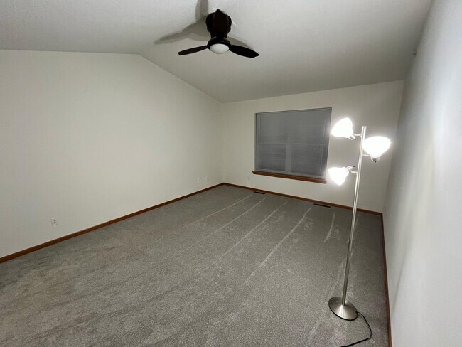 Building Photo - 5205 Holly Ln N