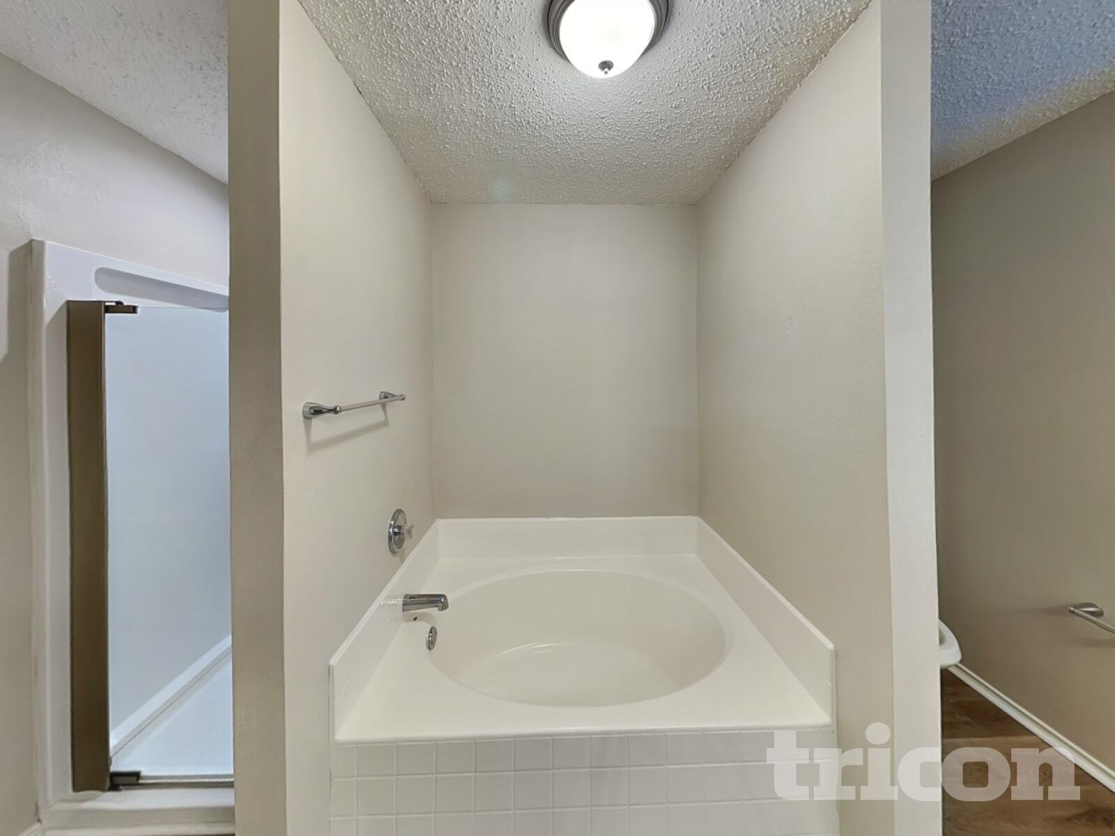 Building Photo - 211 Meagan St