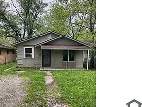 Building Photo - Newly Remodeled 4bed/1 bath Total Electric Home