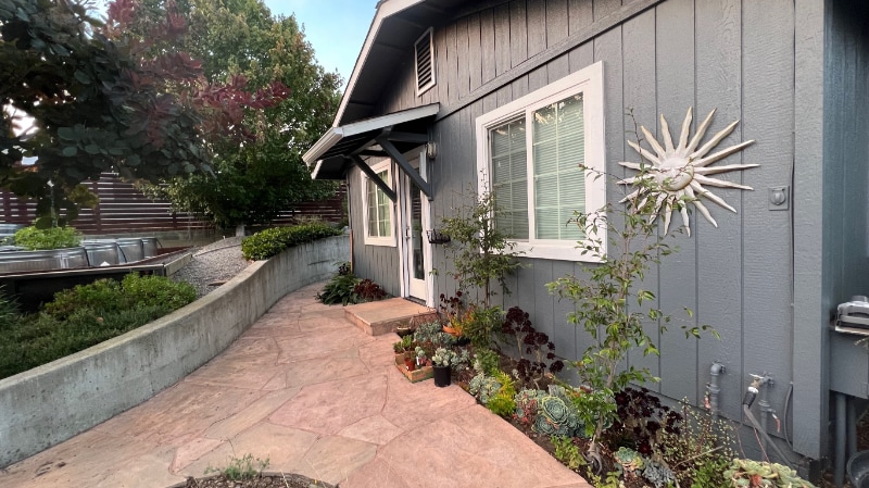 Building Photo - 1583 Schaeffer Rd
