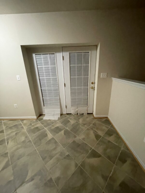 Building Photo - 23432 Aster Way