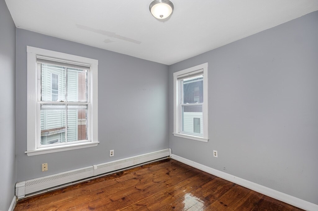 Building Photo - 10 Kilby St