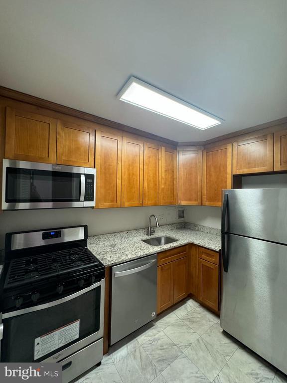 Building Photo - 2401 H St NW